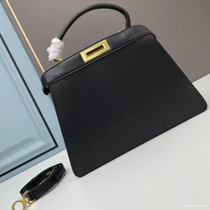 Vintage HOT ISeeU Bag Fendi Peekaboo Medium Nappa Laether In Black 0430